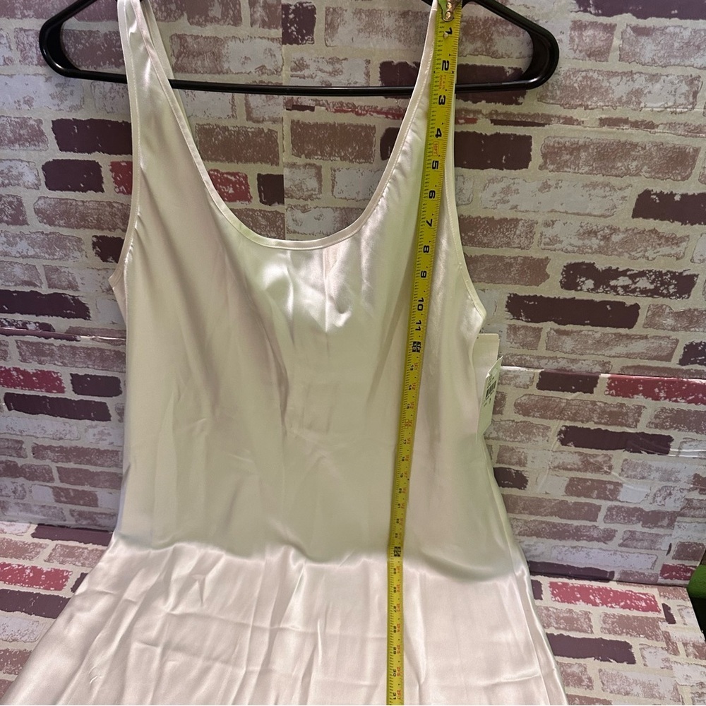 Natori White Chemise with Delicate Details M - Picture 10 of 12